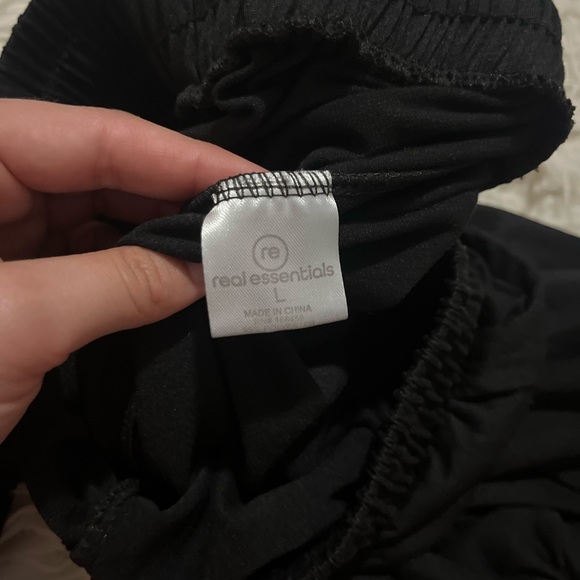 Joggers - Picture 3 of 3